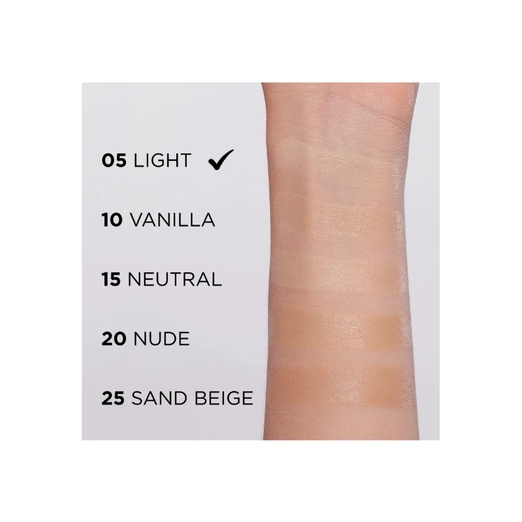 Eveline Wonder Match Lumi Brightening foundation /05/ Light 30 ml
